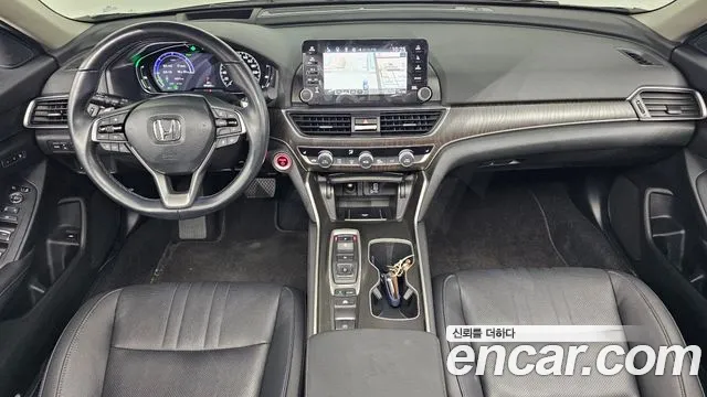 Honda Accord — интерьер