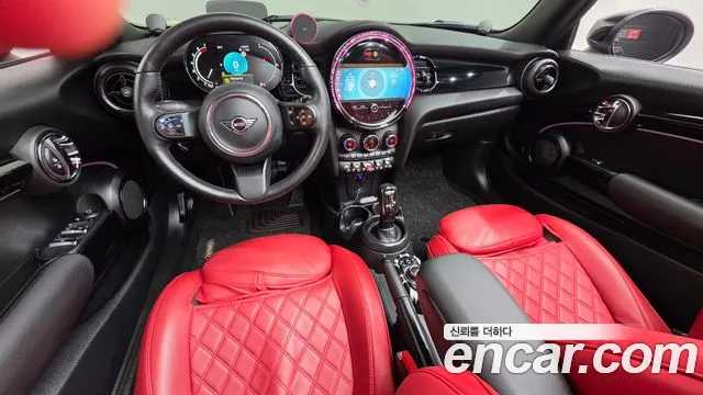 MINI Cooper Convertible — интерьер
