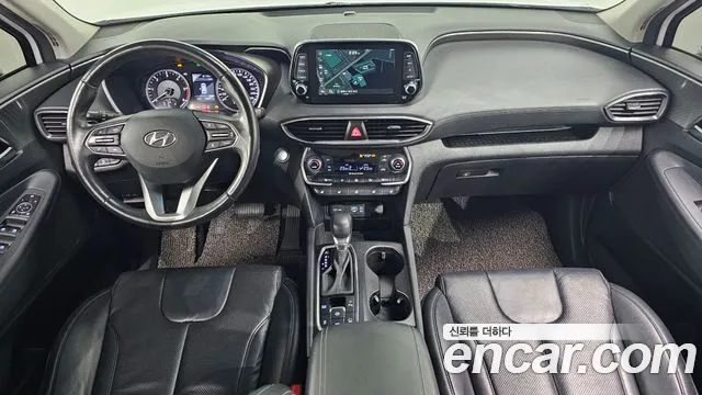 Hyundai Santa Fe — интерьер
