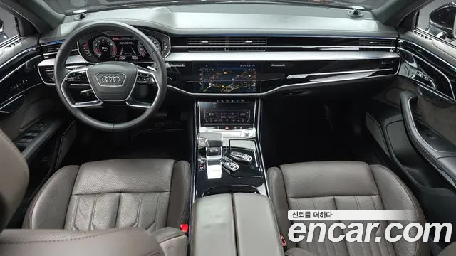 Audi A8 — интерьер
