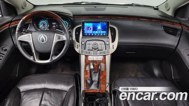 Chevrolet Korea Alpheon — интерьер