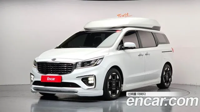 Kia Carnival — экстерьер