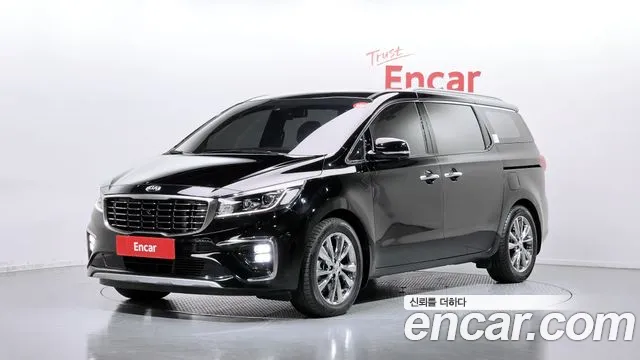 Kia Carnival — экстерьер