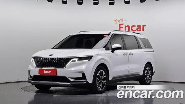 Kia Carnival — экстерьер