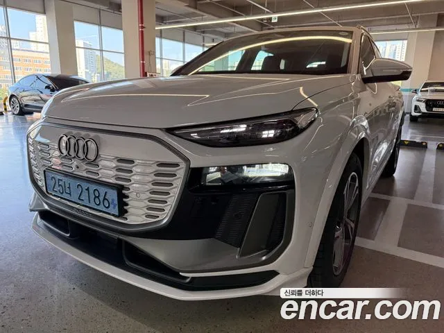 Audi Q6 e-tron