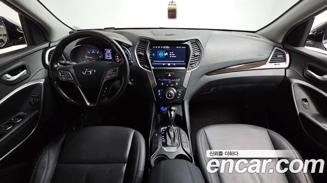 Hyundai Santa Fe — интерьер