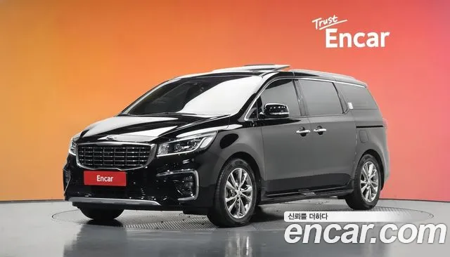 Kia Carnival — экстерьер