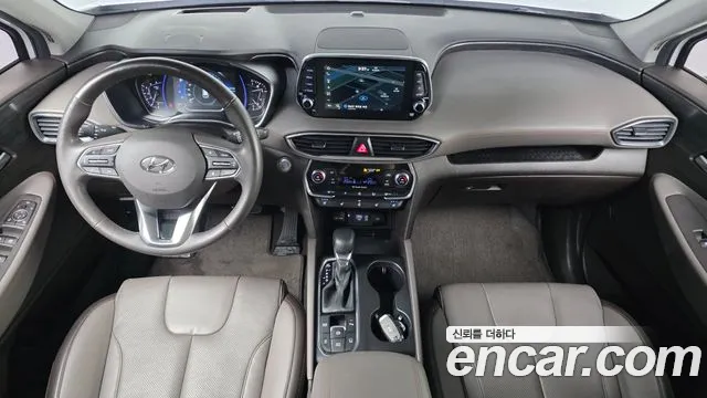 Hyundai Santa Fe — интерьер