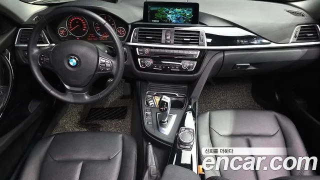 BMW 3 серия — интерьер