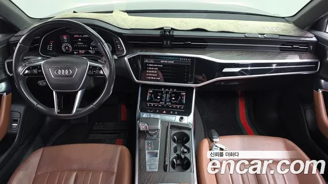 Audi A6 — интерьер