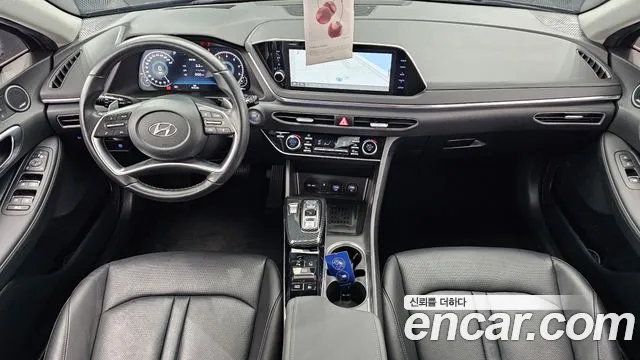 Hyundai Sonata — интерьер