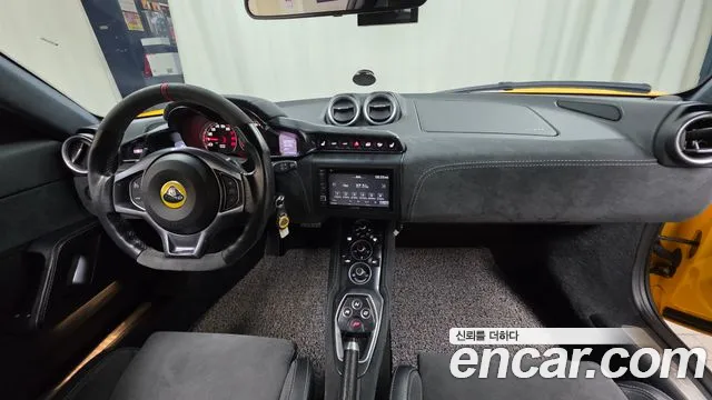 Lotus Evora — интерьер