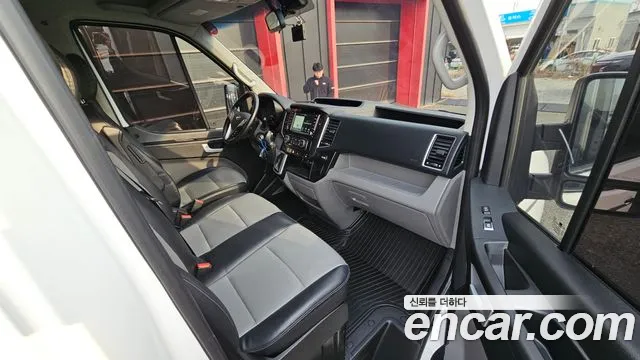 Hyundai Solati — интерьер