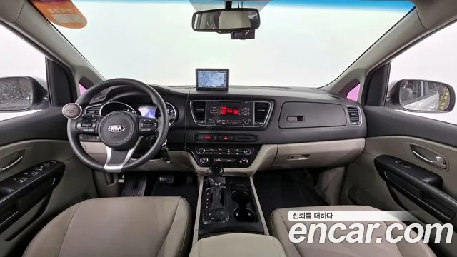 Kia Carnival — интерьер