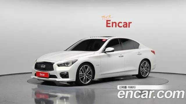 Infiniti Q50