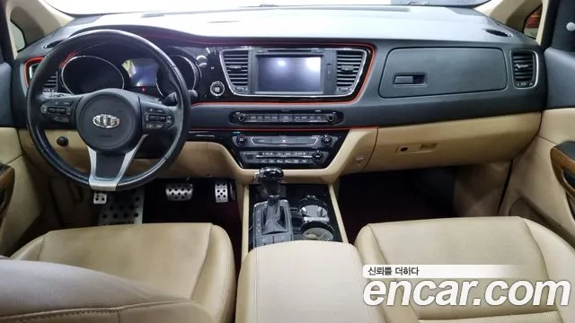 Kia Carnival — интерьер