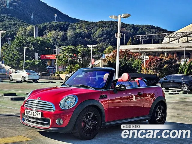 MINI Cooper Convertible