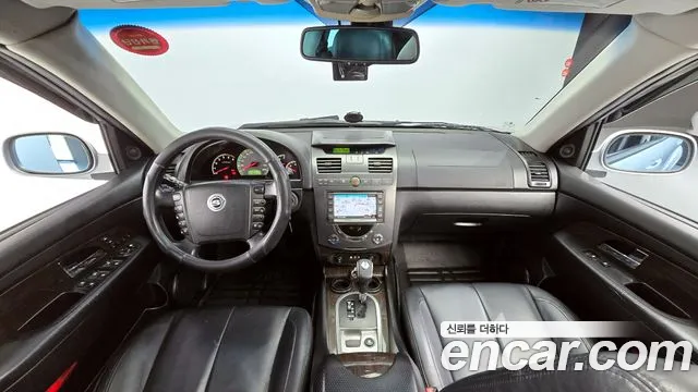 KG Mobility Rexton — интерьер