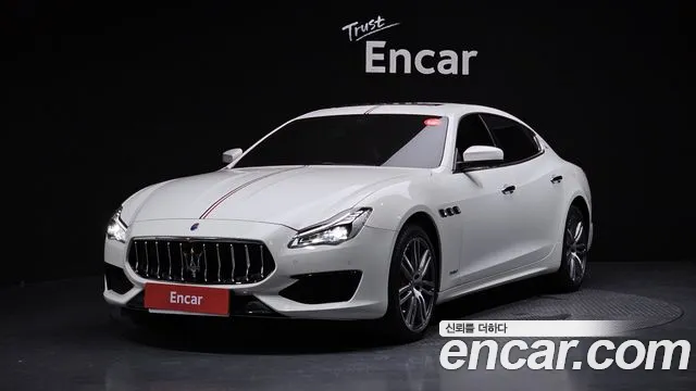 Maserati Quattroporte