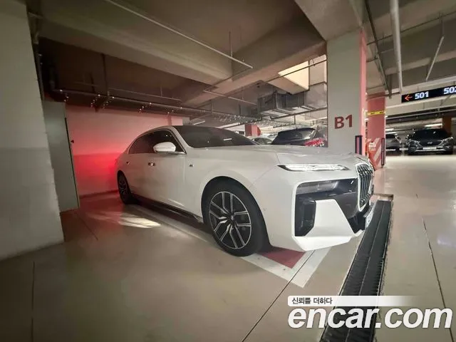 BMW 7 серия