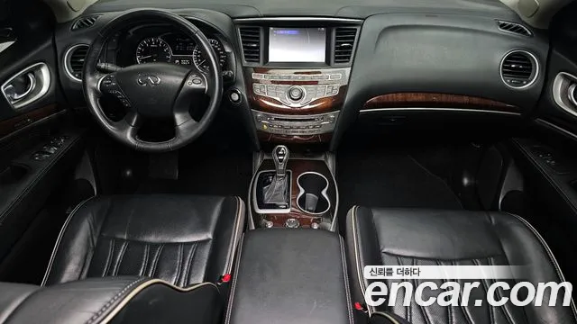 Infiniti QX60 — интерьер