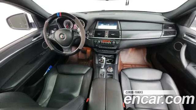BMW X6 M — интерьер