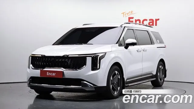 Kia Carnival — экстерьер