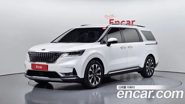 Kia Carnival — экстерьер