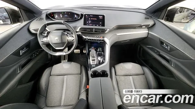 Peugeot 3008 — интерьер