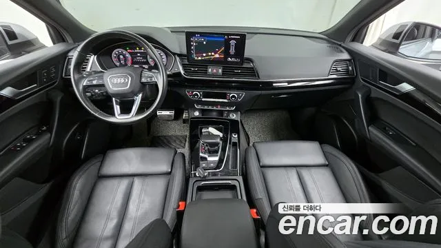 Audi Q5 — интерьер