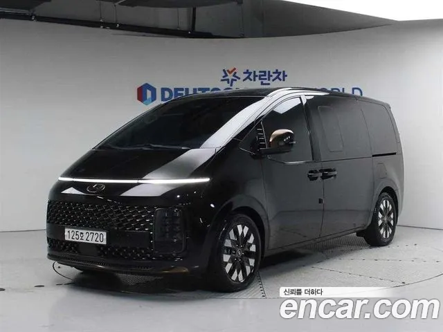 Hyundai Staria