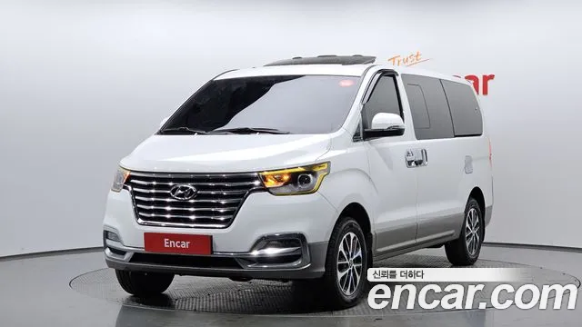 Hyundai Starex