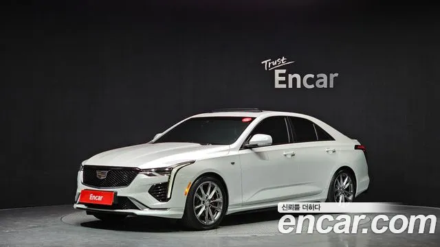 Cadillac CT4