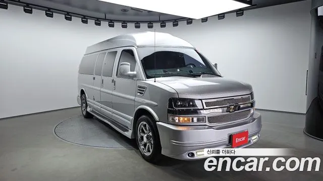 Chevrolet Express Van