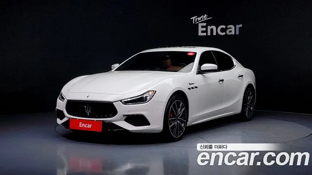 Maserati Ghibli