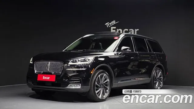 Lincoln Aviator