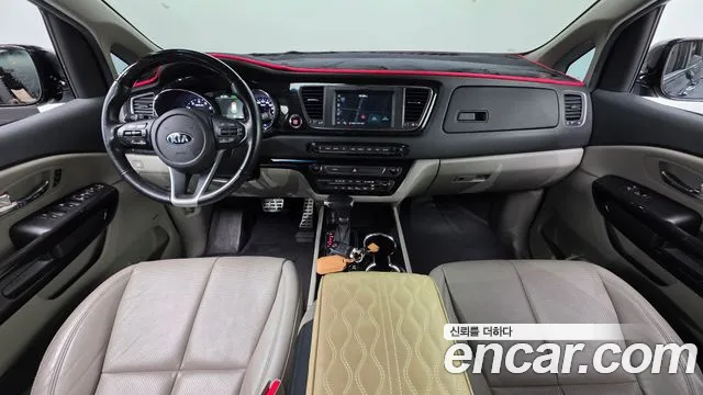 Kia Carnival — интерьер