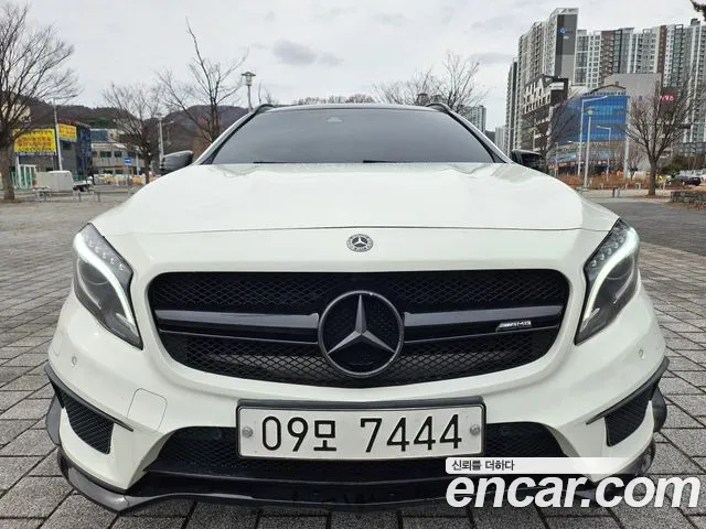 Mercedes-Benz GLA-класс