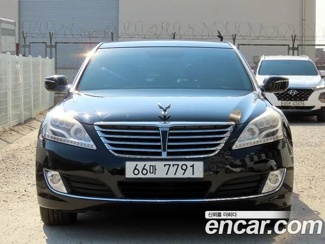 Hyundai Equus