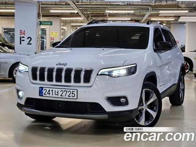 Jeep Cherokee — экстерьер