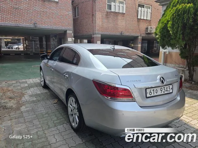 Chevrolet Korea Alpheon — интерьер