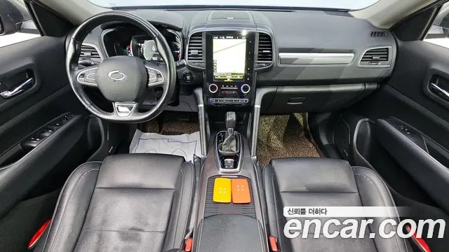 Renault Korea QM6 — интерьер