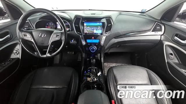 Hyundai Santa Fe — интерьер
