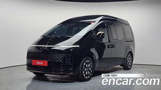 Hyundai Staria