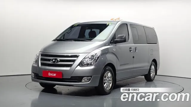 Hyundai Starex
