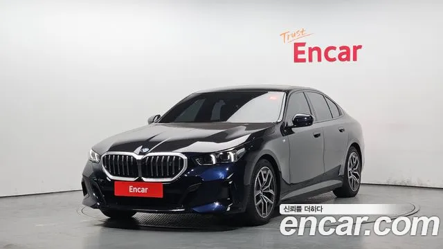 BMW i5