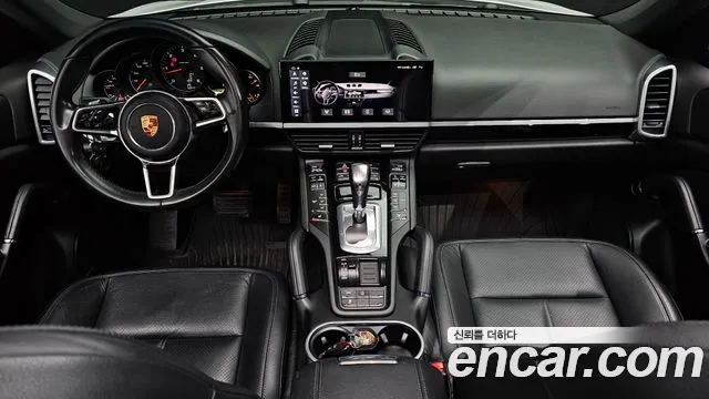Porsche Cayenne — интерьер