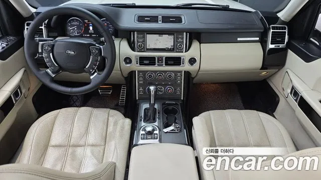 Land Rover Range Rover — интерьер
