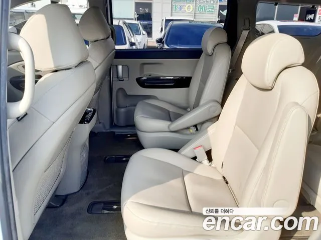 Kia Carnival — интерьер