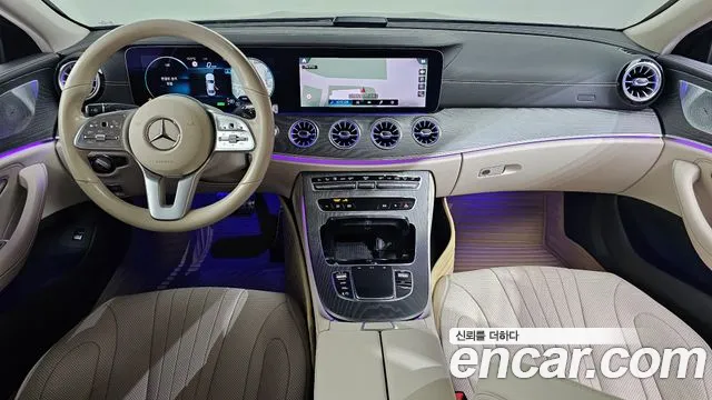 Mercedes-Benz CLS-класс — интерьер